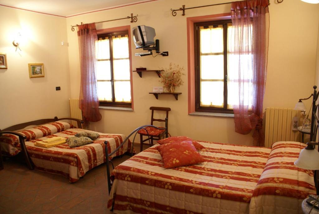 B&B Cascina Bellavista Tigliole Oda fotoğraf